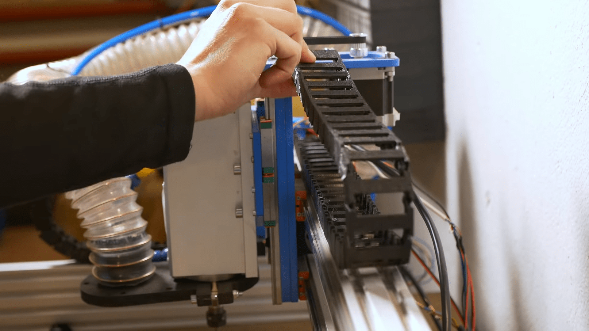 Skip the Shipping, Print Your Own Cable Chains LaptrinhX