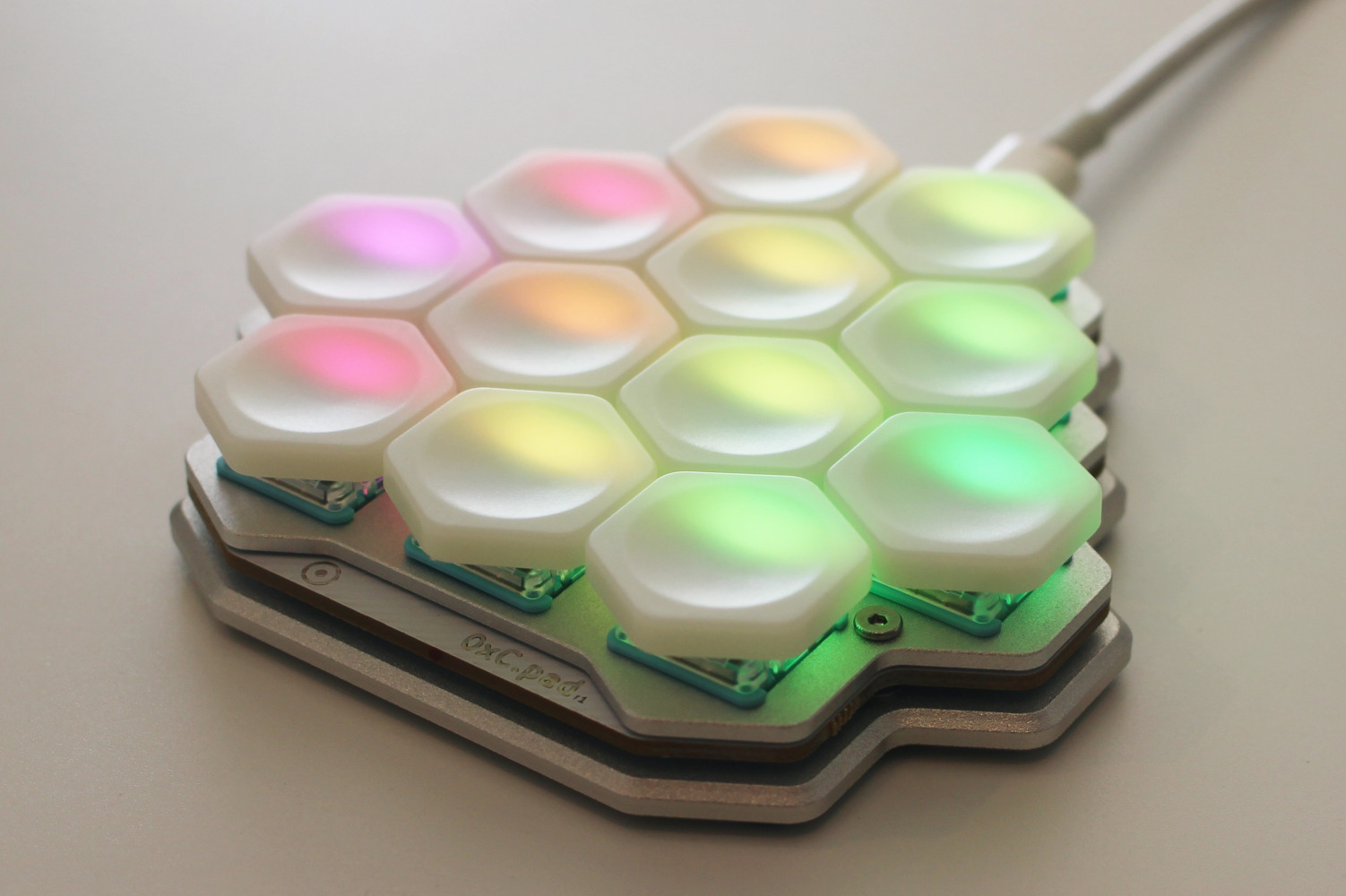 Hexagonal Keycaps Hackaday