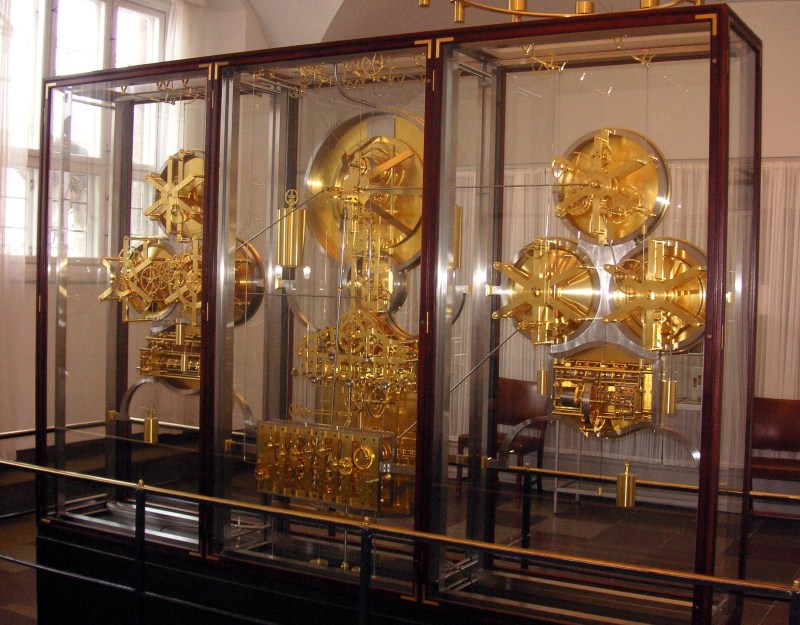 Something’s Rotating In The State Of Denmark A Clock Hackaday