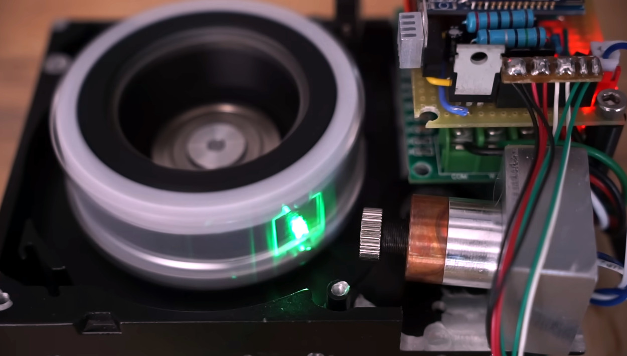 Laser Projector Built From An Old Hard Drive | Hackaday