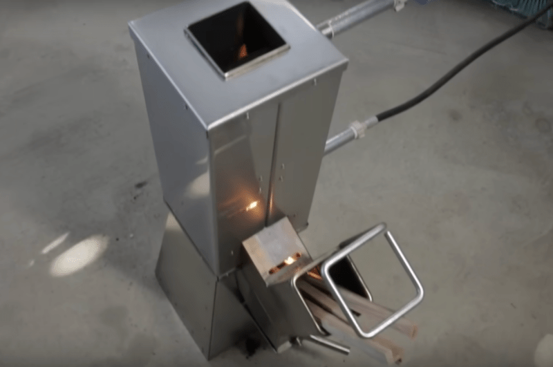Rocket Stove Efficiently Heats Water Hackaday