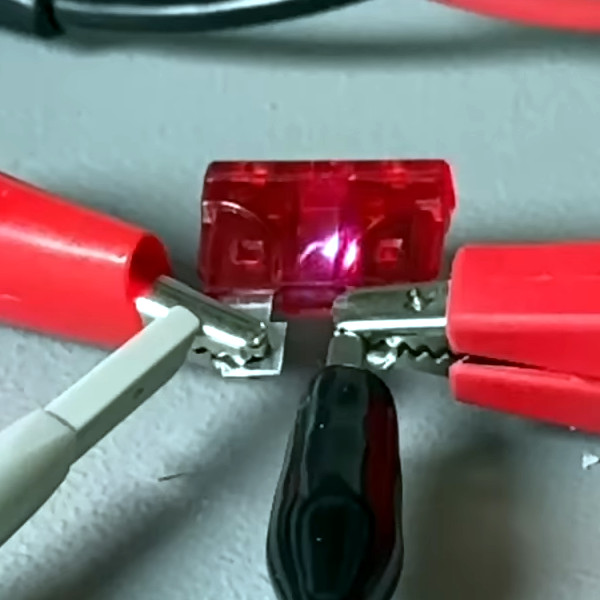 Do You Trust Your Cheap Fuses? Hackaday