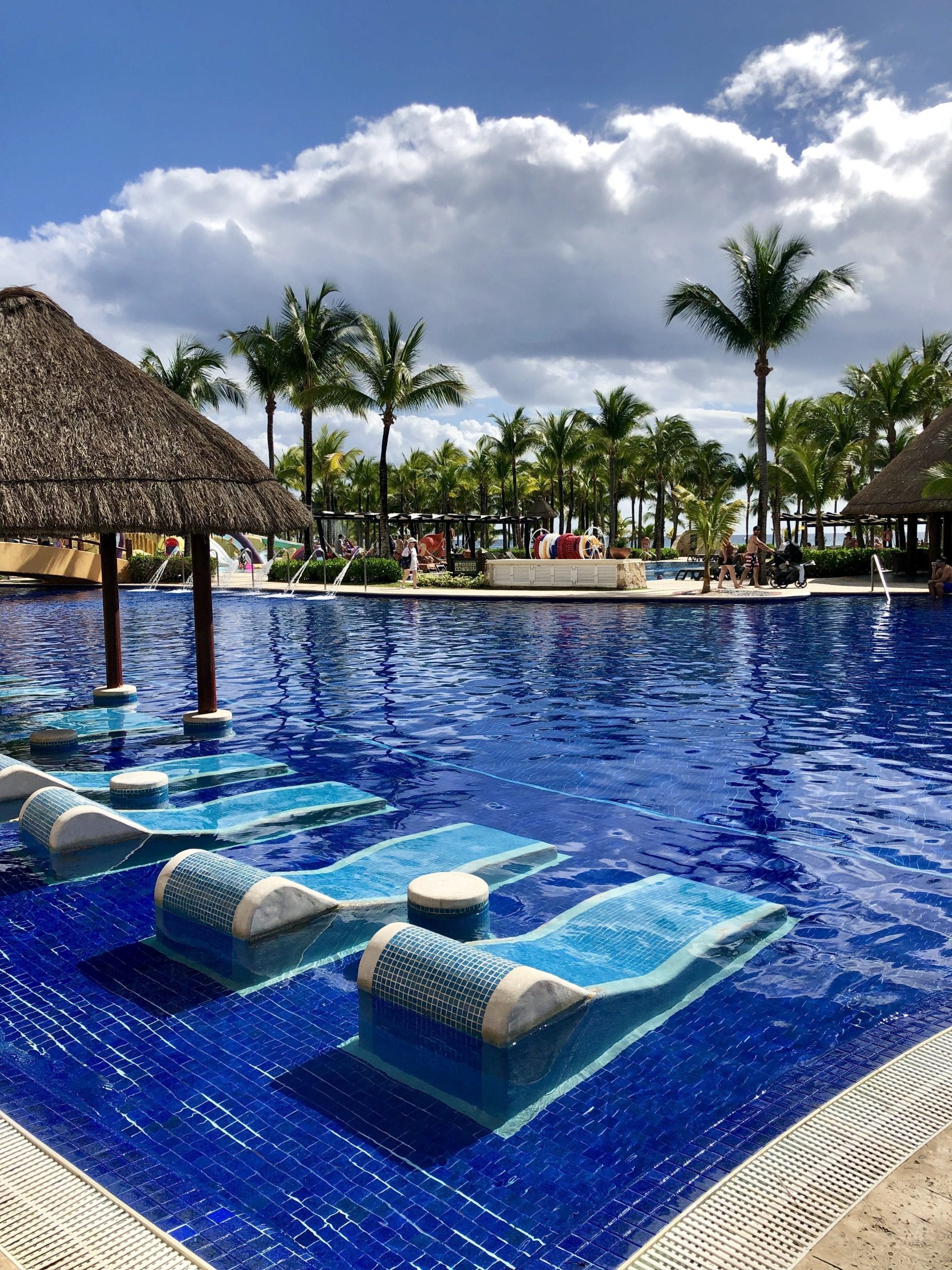 Barceló Maya Caribe A Luxury AllInclusive Resort in Beautiful Riviera Maya Kamelia Britton