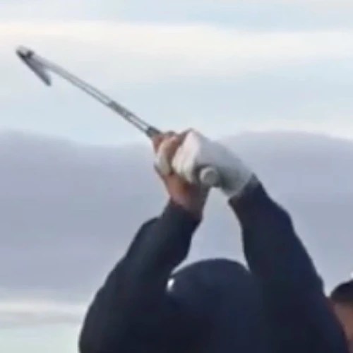 Bowed Wrist in Golf Guide to its Pros & Cons)