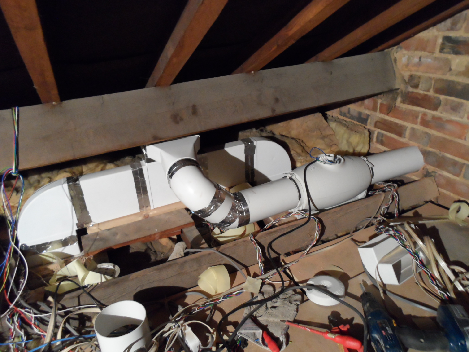 bathroomextractorpipes