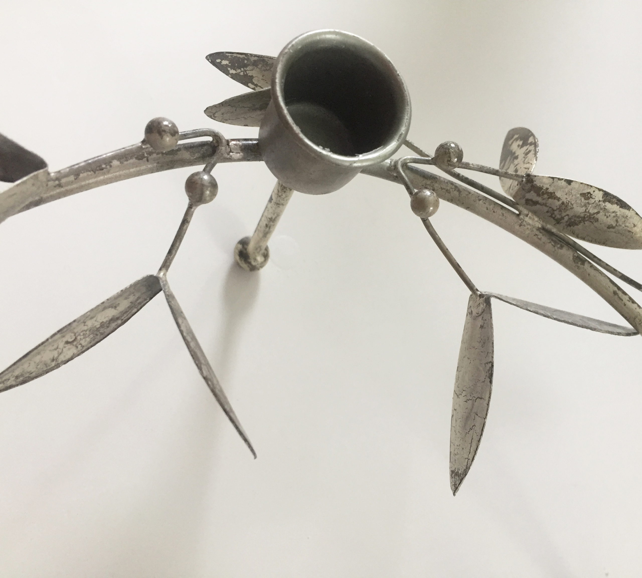Ljusstake i metall Mistel Hackspetten