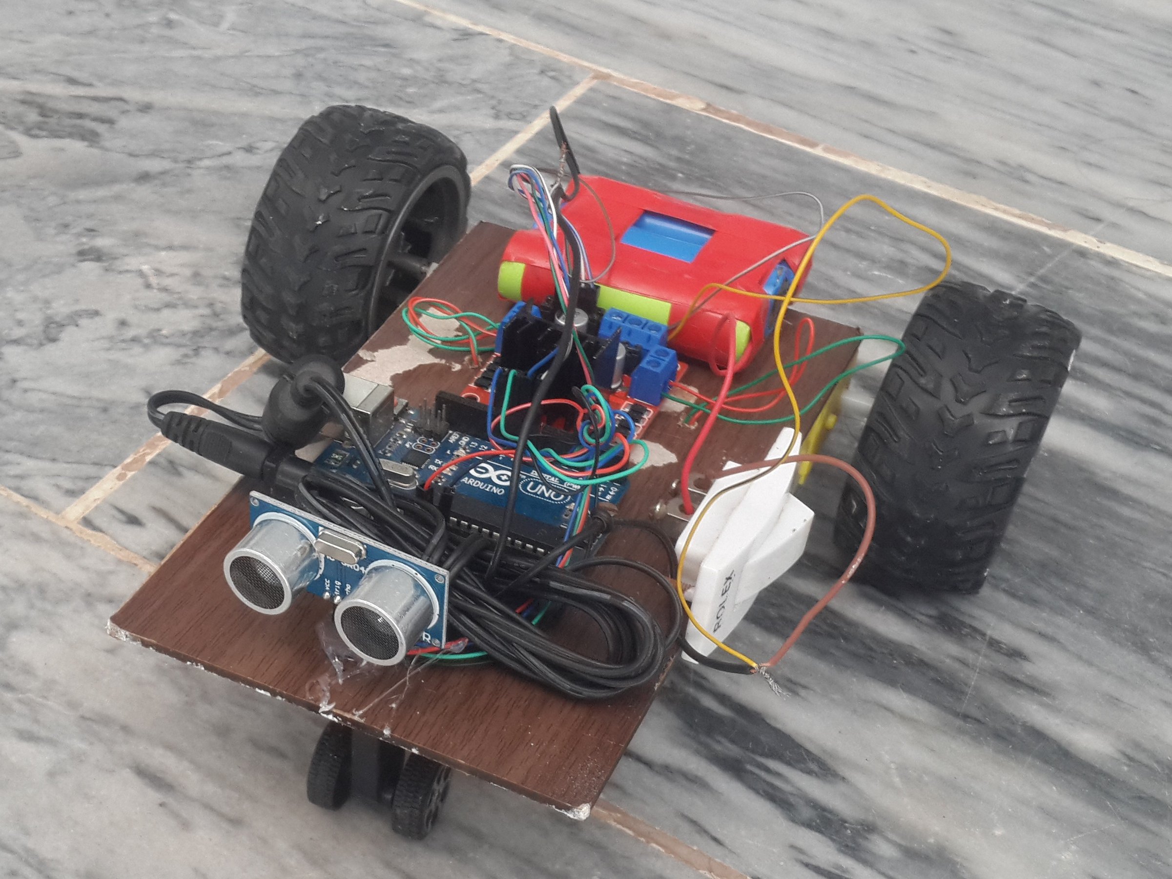 Obstacle Avoiding Car - Hackster.io