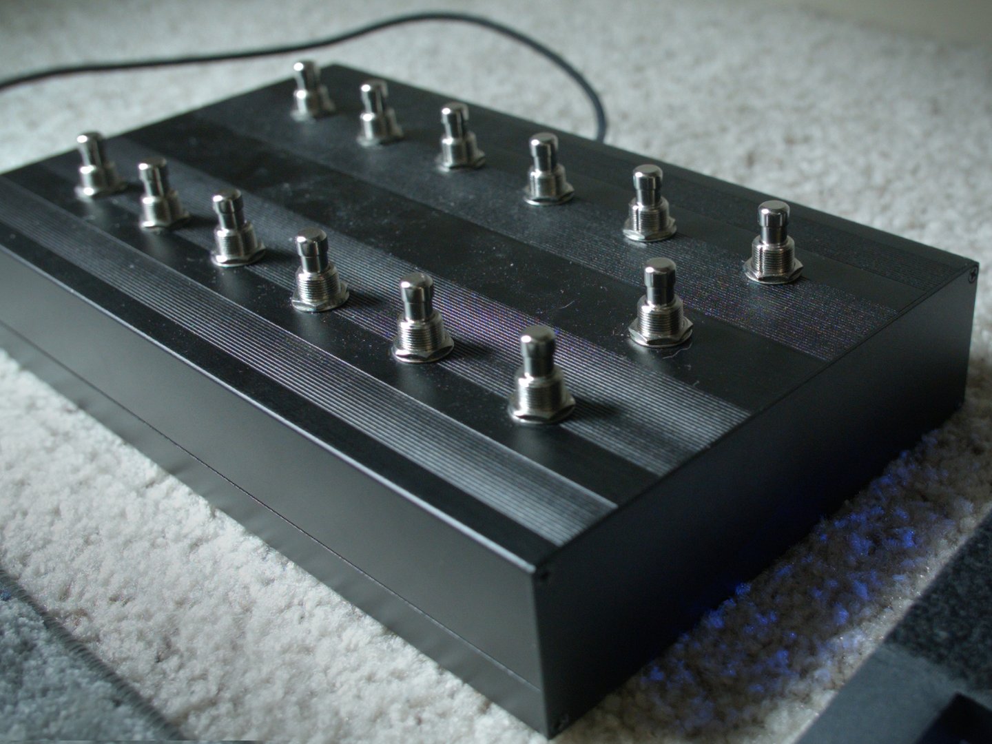 MIDI Footswitch Hackster.io