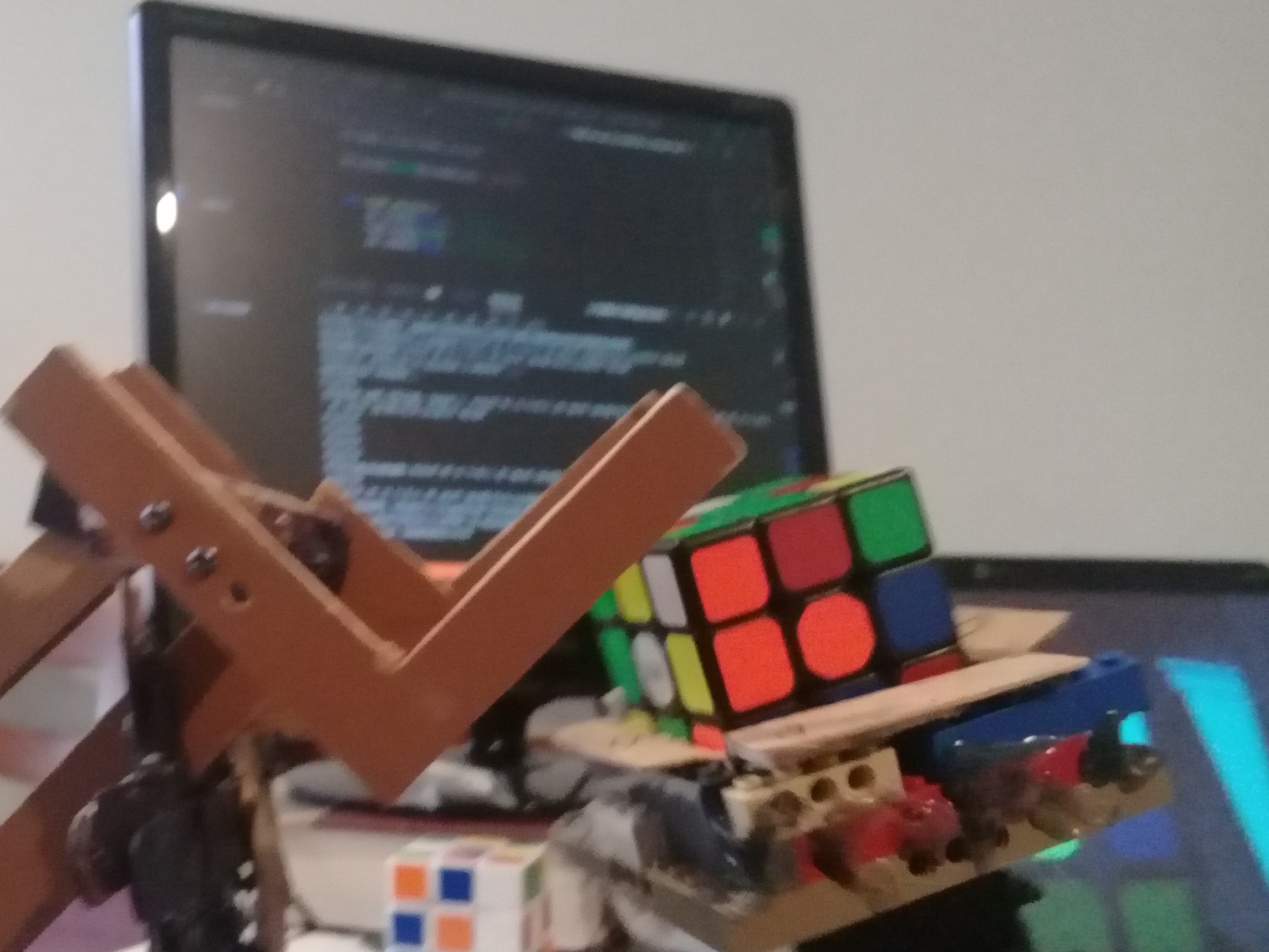 Rubik's Cube Solver Robot Hackster.io
