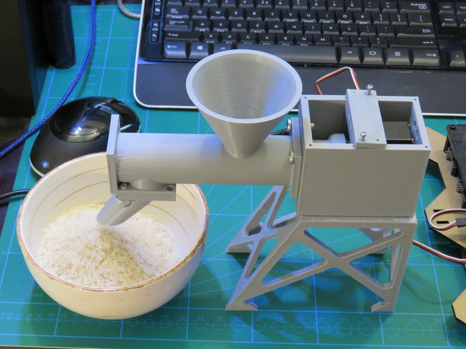 Auger weigh feeder for beginners Hackster.io