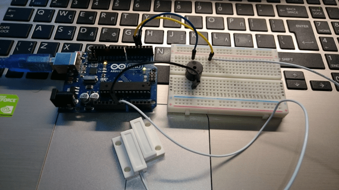 How to Use a Magnetic Door sensor - Arduino Project Hub