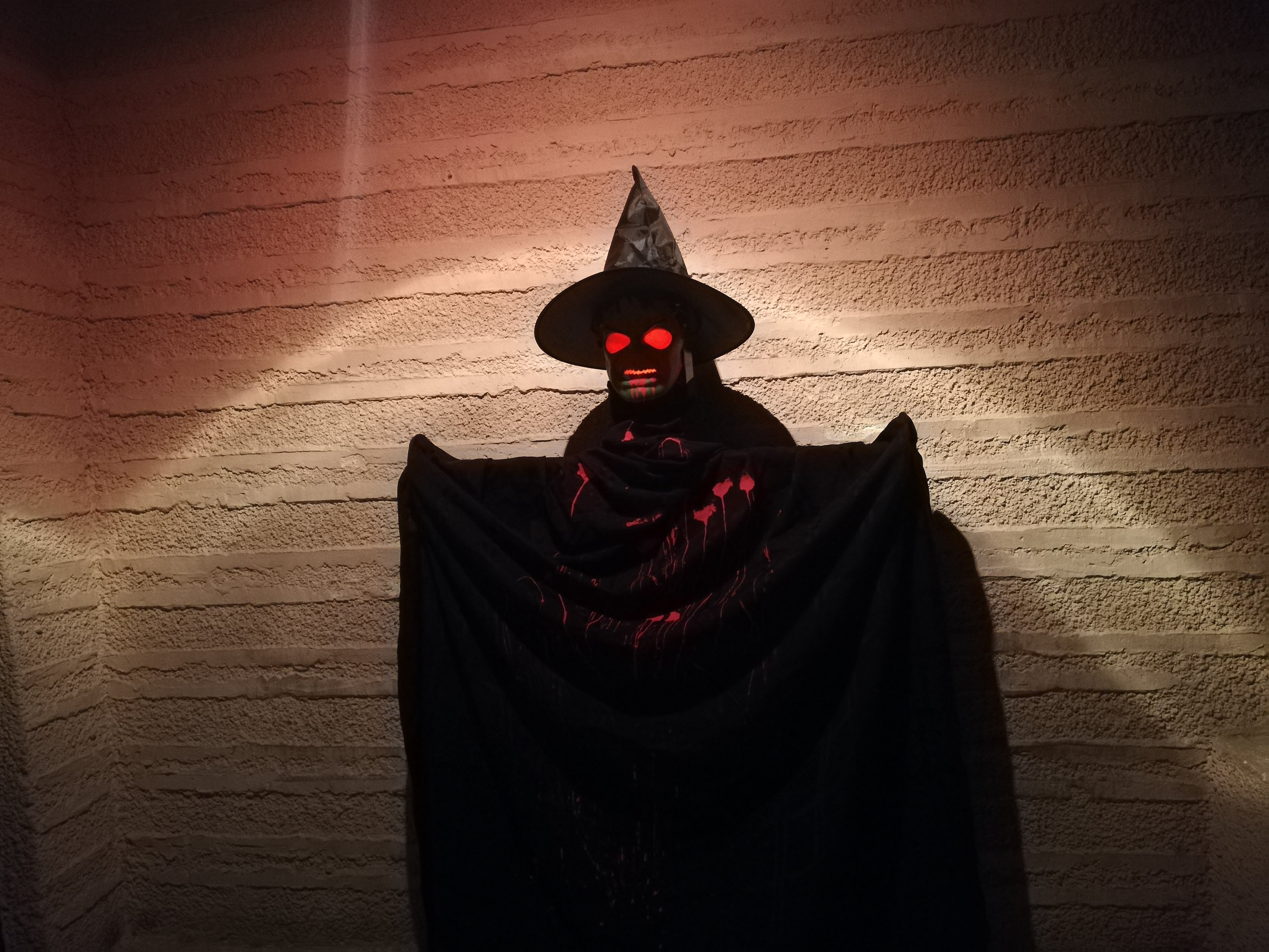 How to Build a DIY Animatronic Halloween Prop Using Arduino Hackster.io