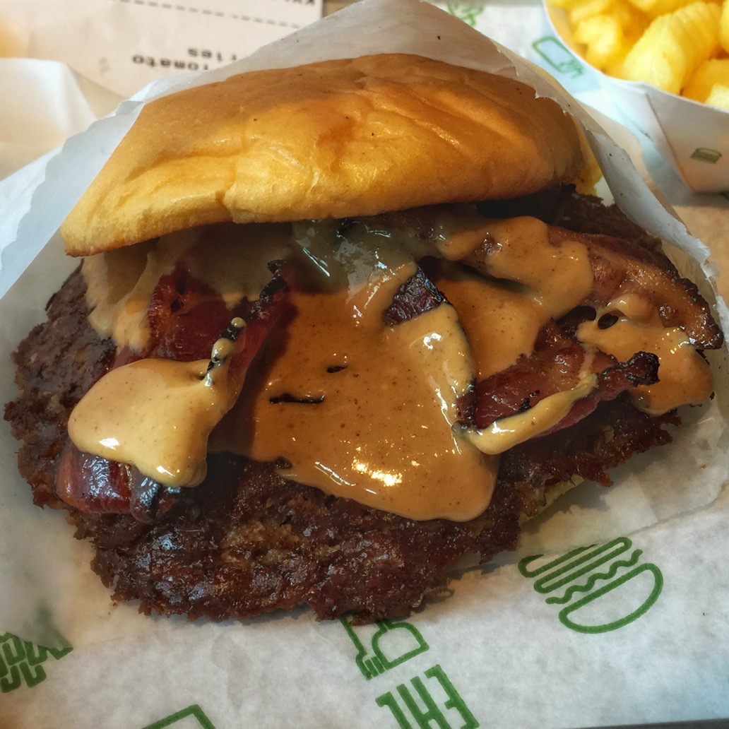 Shake Shack Peanut Butter & Bacon Burger HackTheMenu