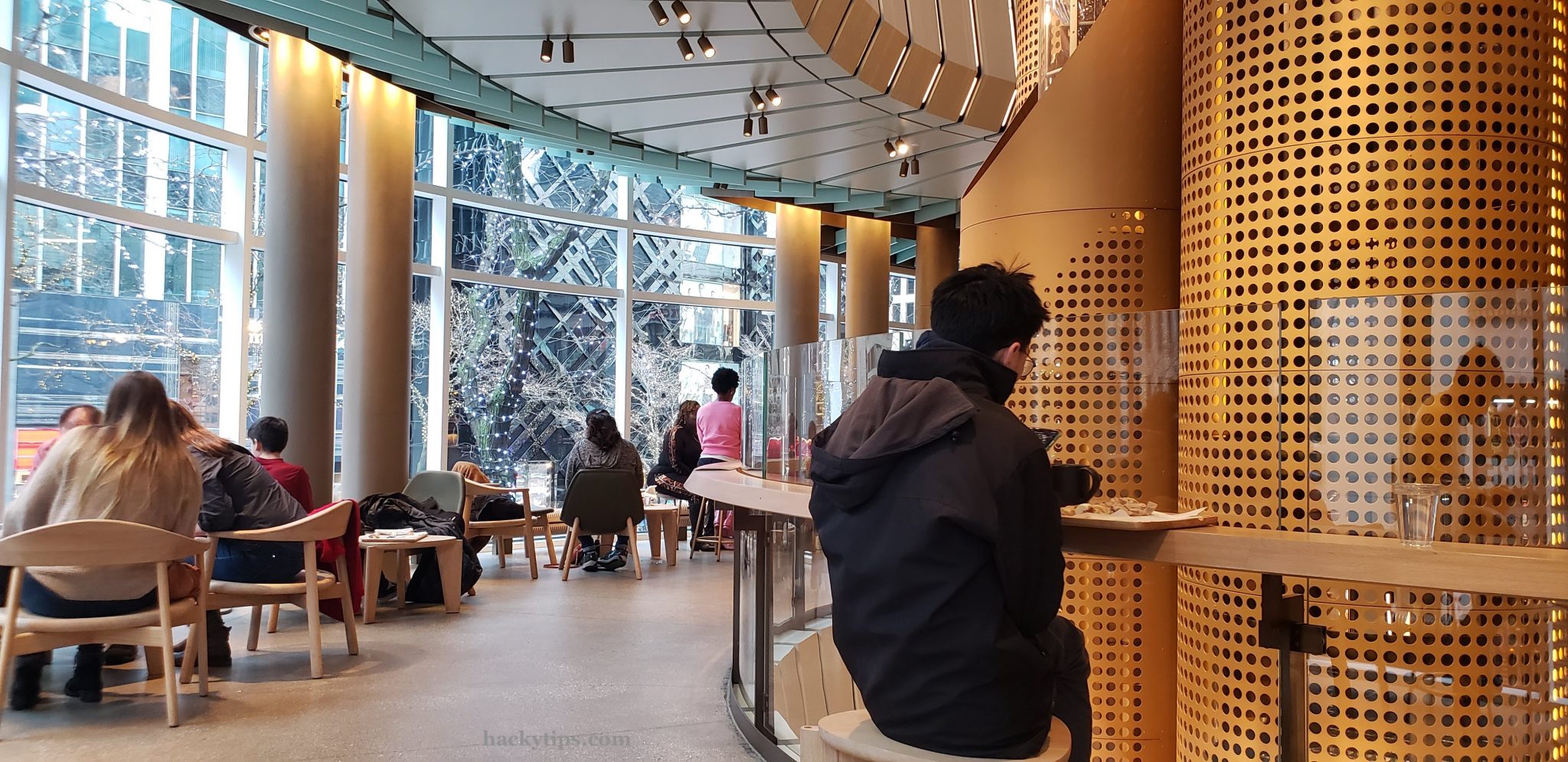 World's Largest Starbucks in Chicago Take a Look Inside