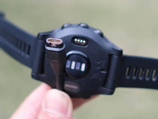 【ガーミン ForeAthlete945】音楽再生や文字盤着せ替え機能あり 100マイルレースに対応するGPSウォッチ HADATOMOHIRO