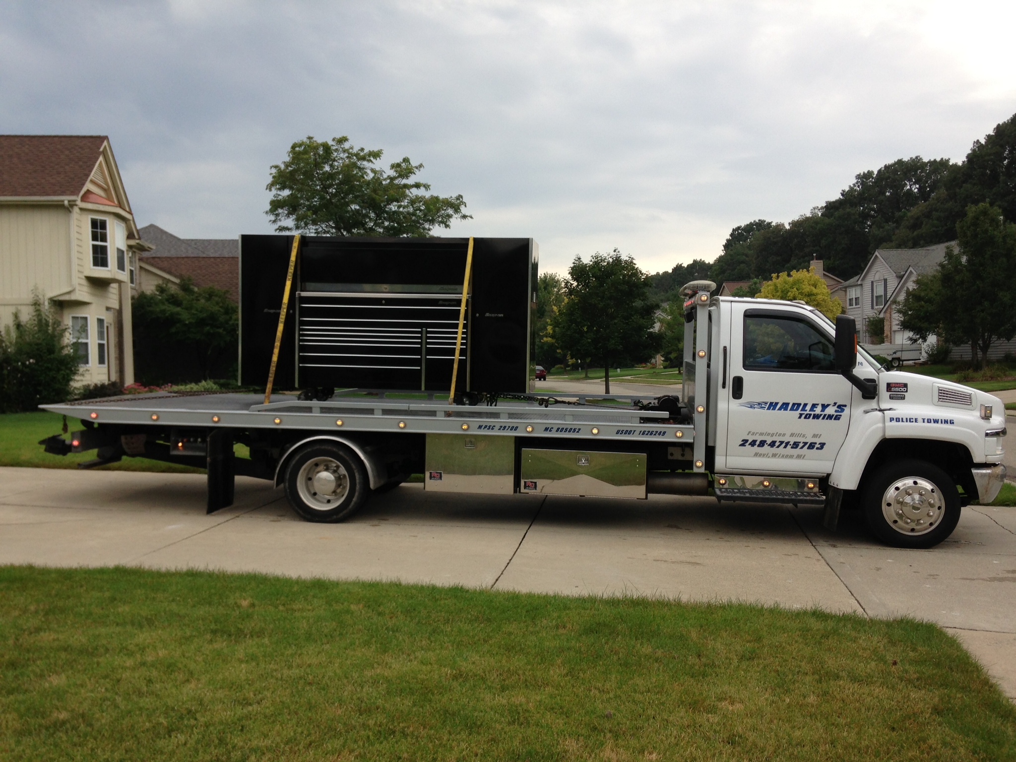 Specialty Services Hadley's TowingHadley's Towing