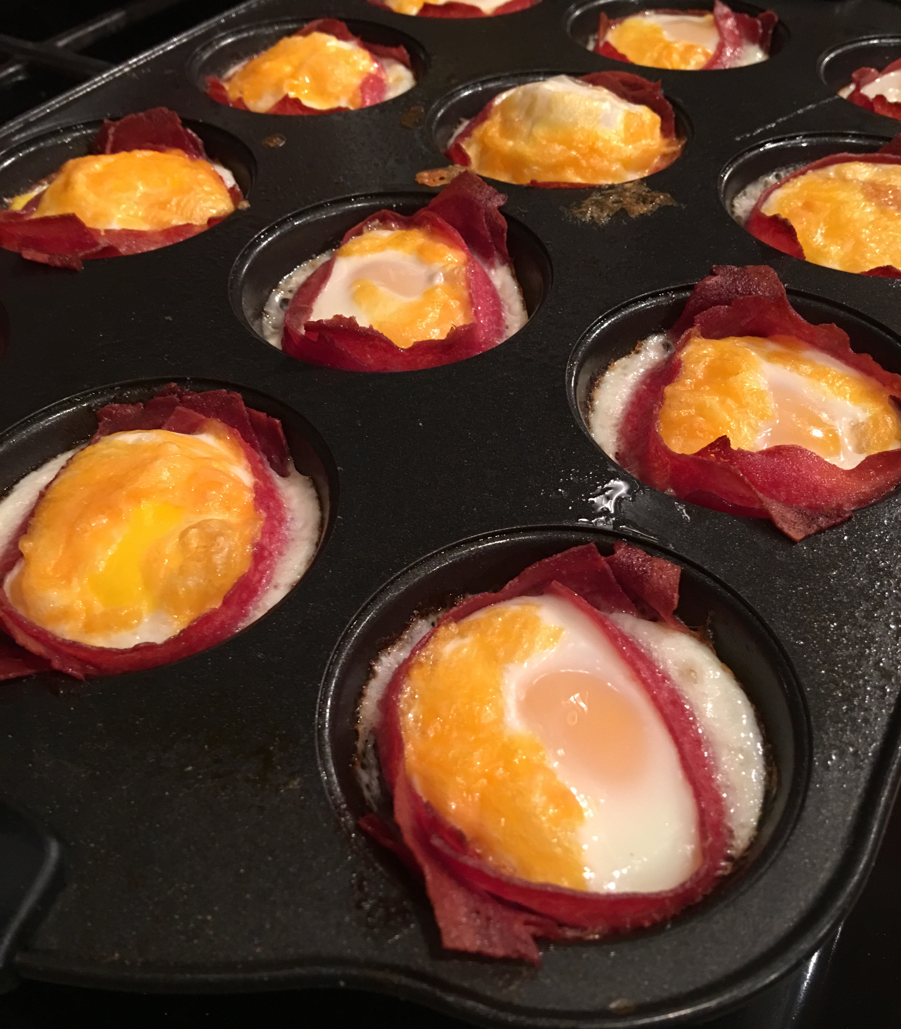 Turkey Bacon Egg Cups HaftoEat