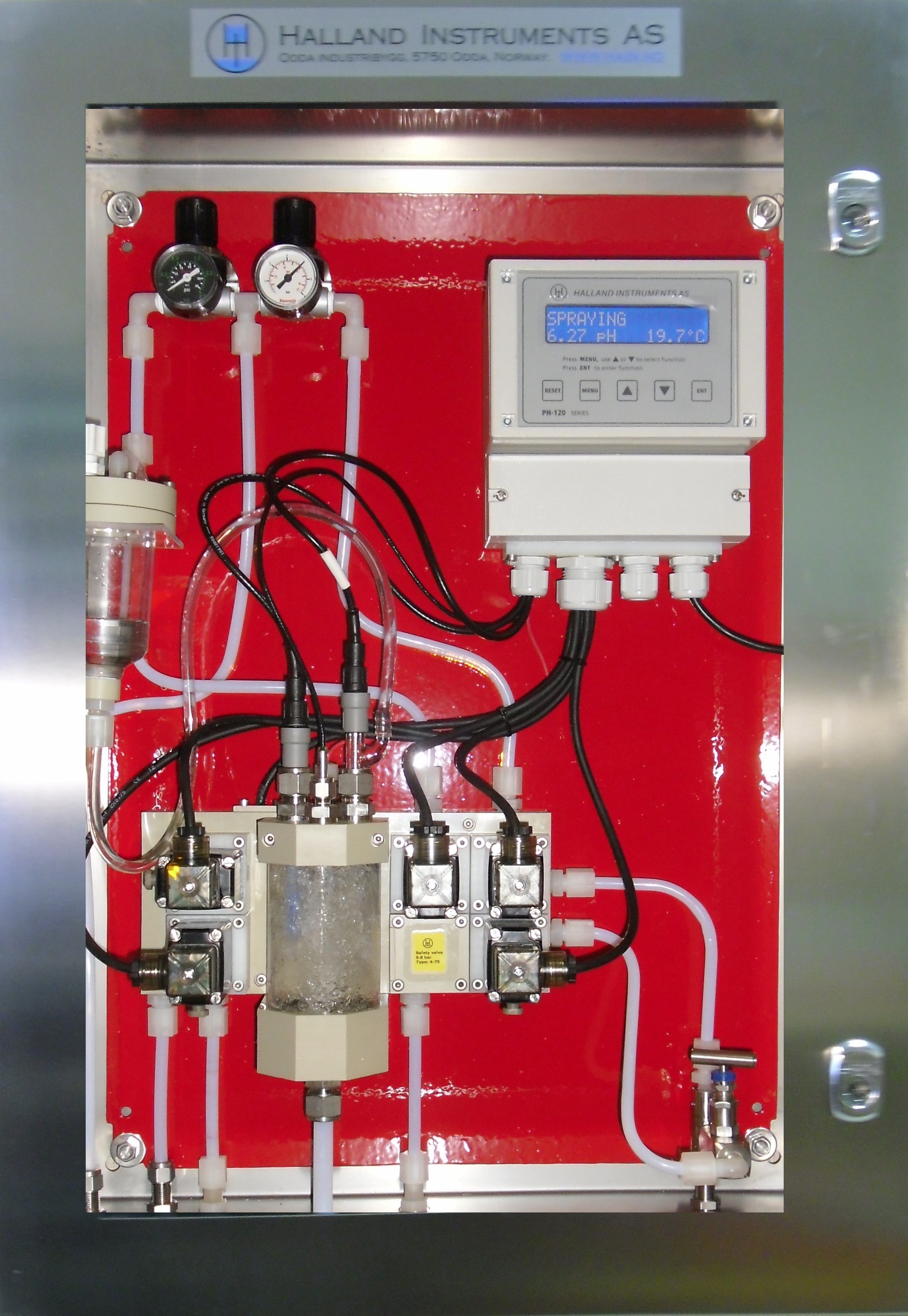 pH and ORP analyzers for the electroplating industry.