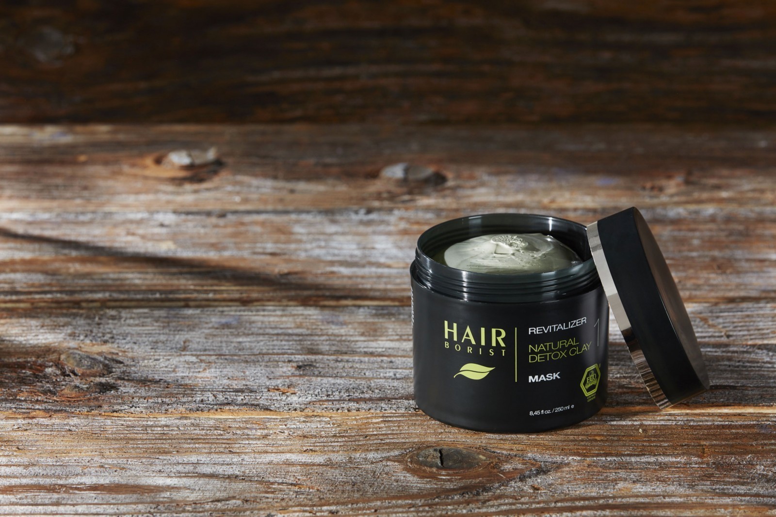 The Benefits of Using a Clay Mask for Hair Hairborist