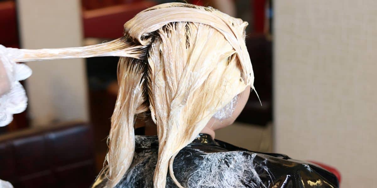 Can You Bleach Over Permanent Hair Dye? Hair Explainer