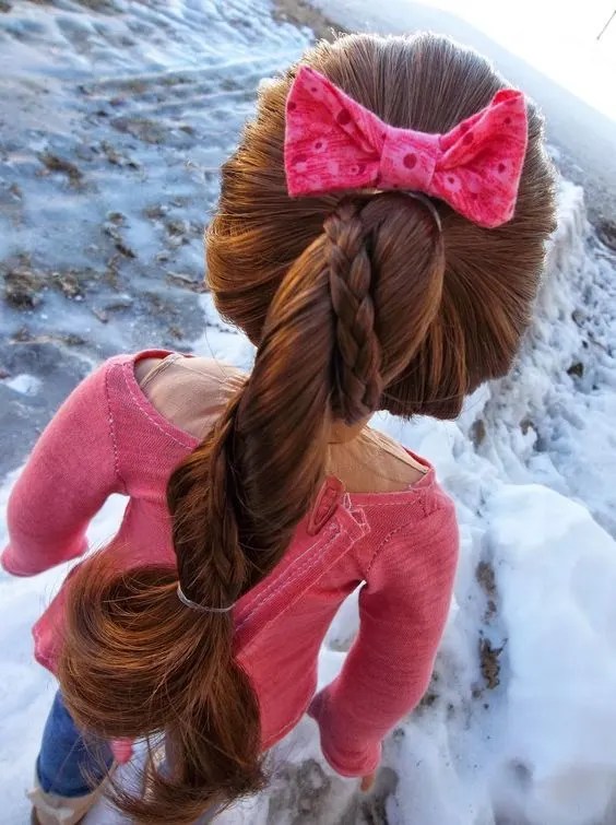 50 Cute & Beautiful American Girl Doll Hairstyles (2024 Guide)