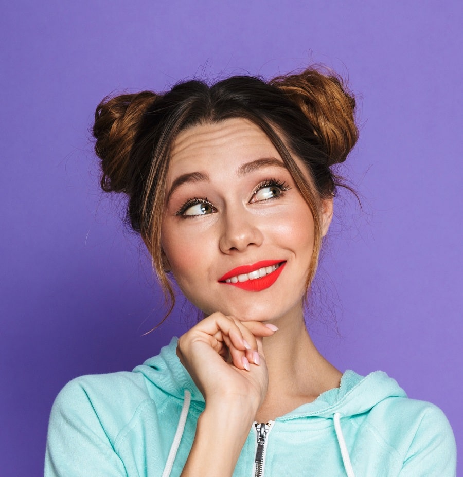 15 Best Updos For Round Faces to Try in 2024 HairstyleCamp