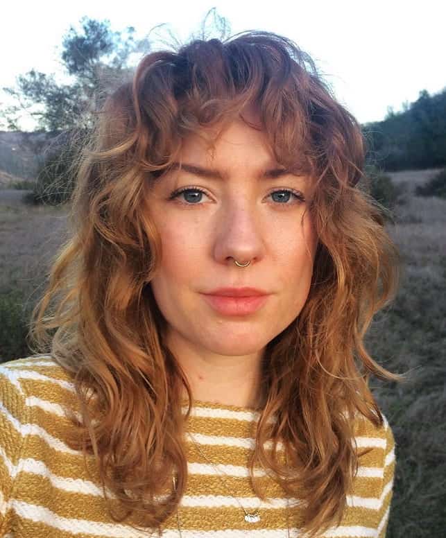 51 Wavy Hairstyles With Bangs for 2022