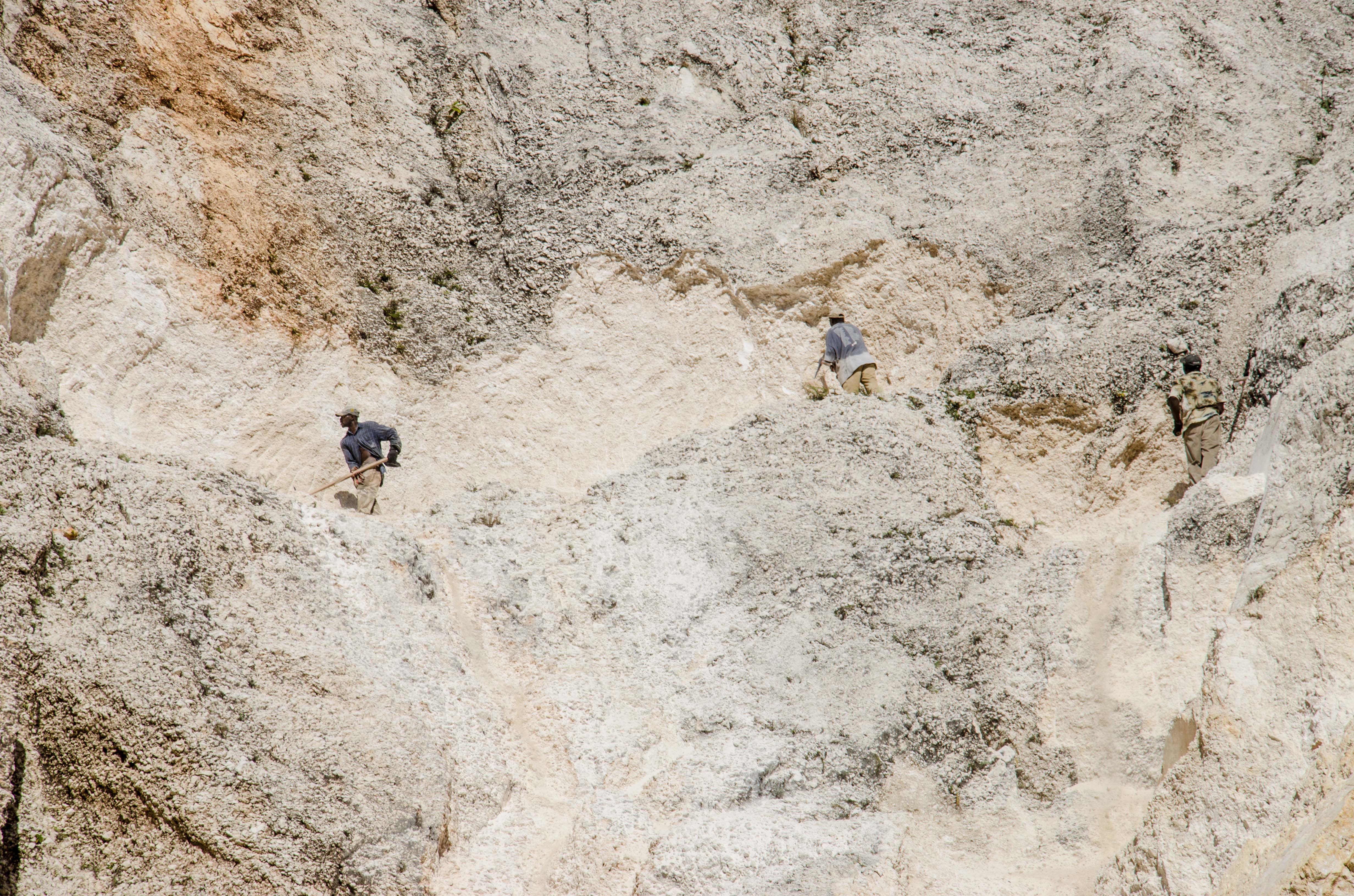 Carrières de sable en Haïti les fétus de paille juridiques inutiles