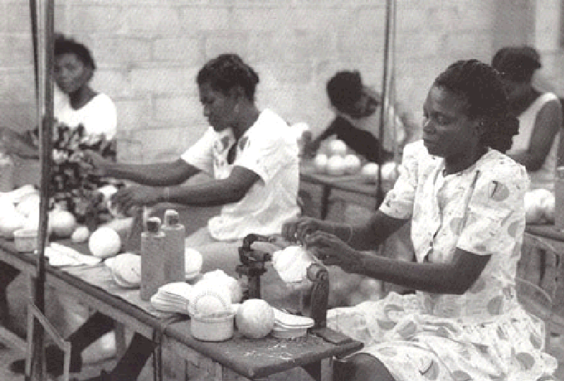 Production de balles de baseball en Haïti et l’impérialisme américain