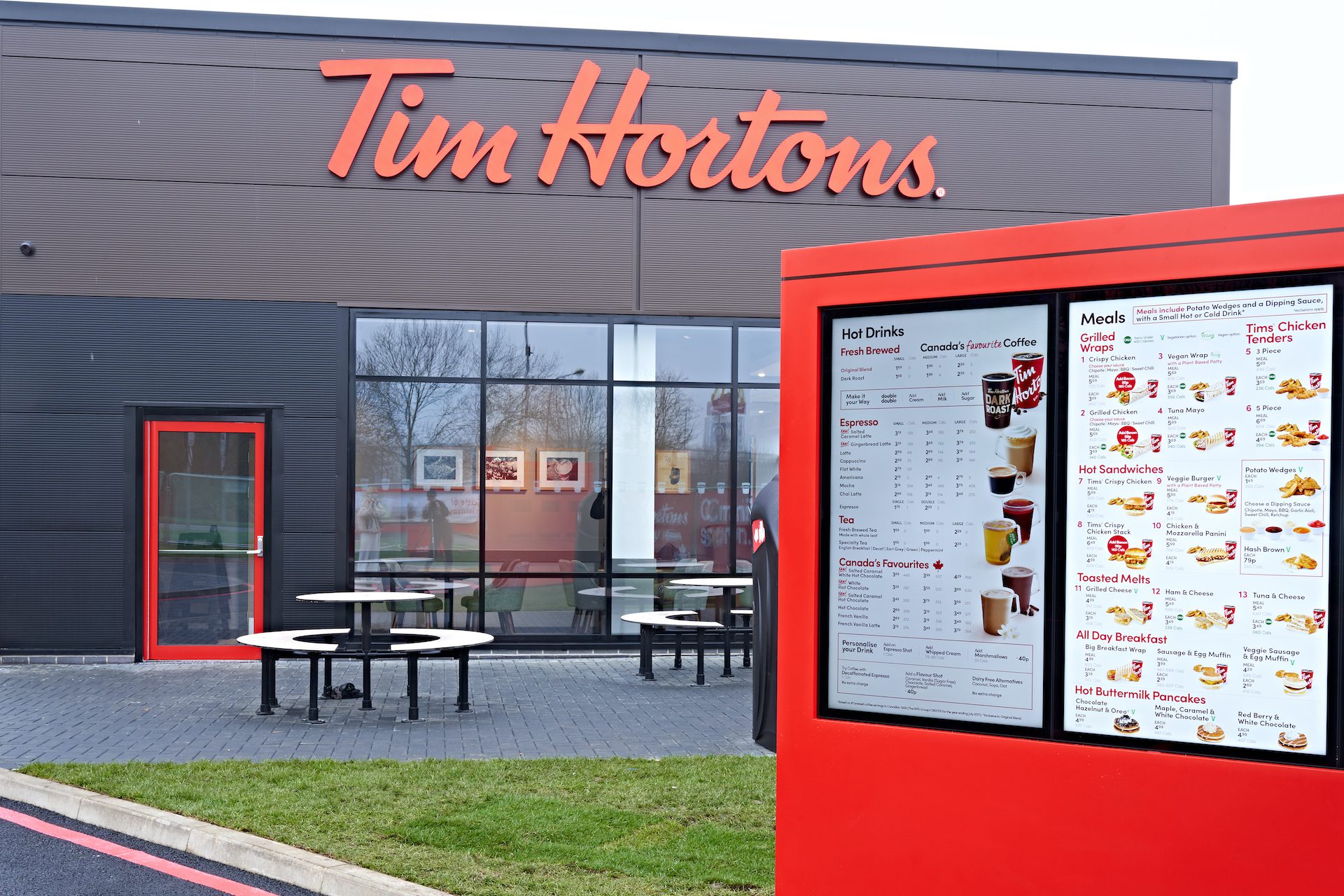 Tim Hortons® signs at Landsec retail and leisure park trio Hospitality and Leisure News