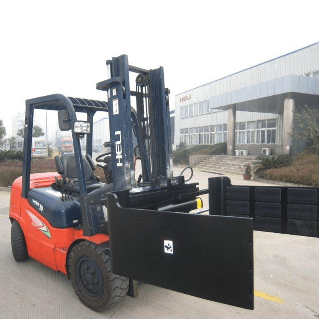 Forklift Carton Clamp for Sale in UAE Hala Equipment Trading