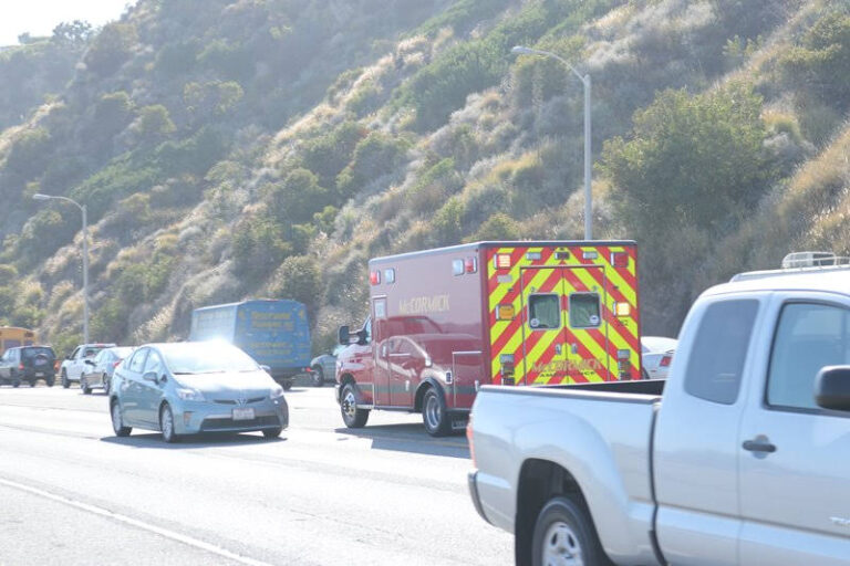 Oakland, CA Serious Injuries Reported in MultiVehicle Crash on 880