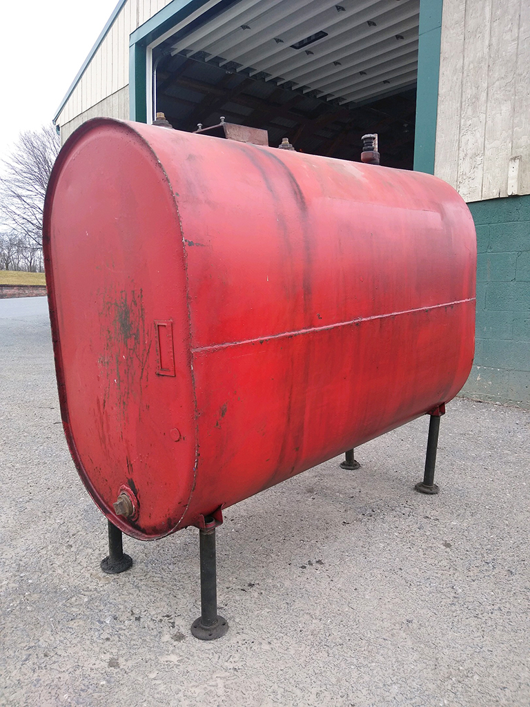 275 Gallon Oil Tank