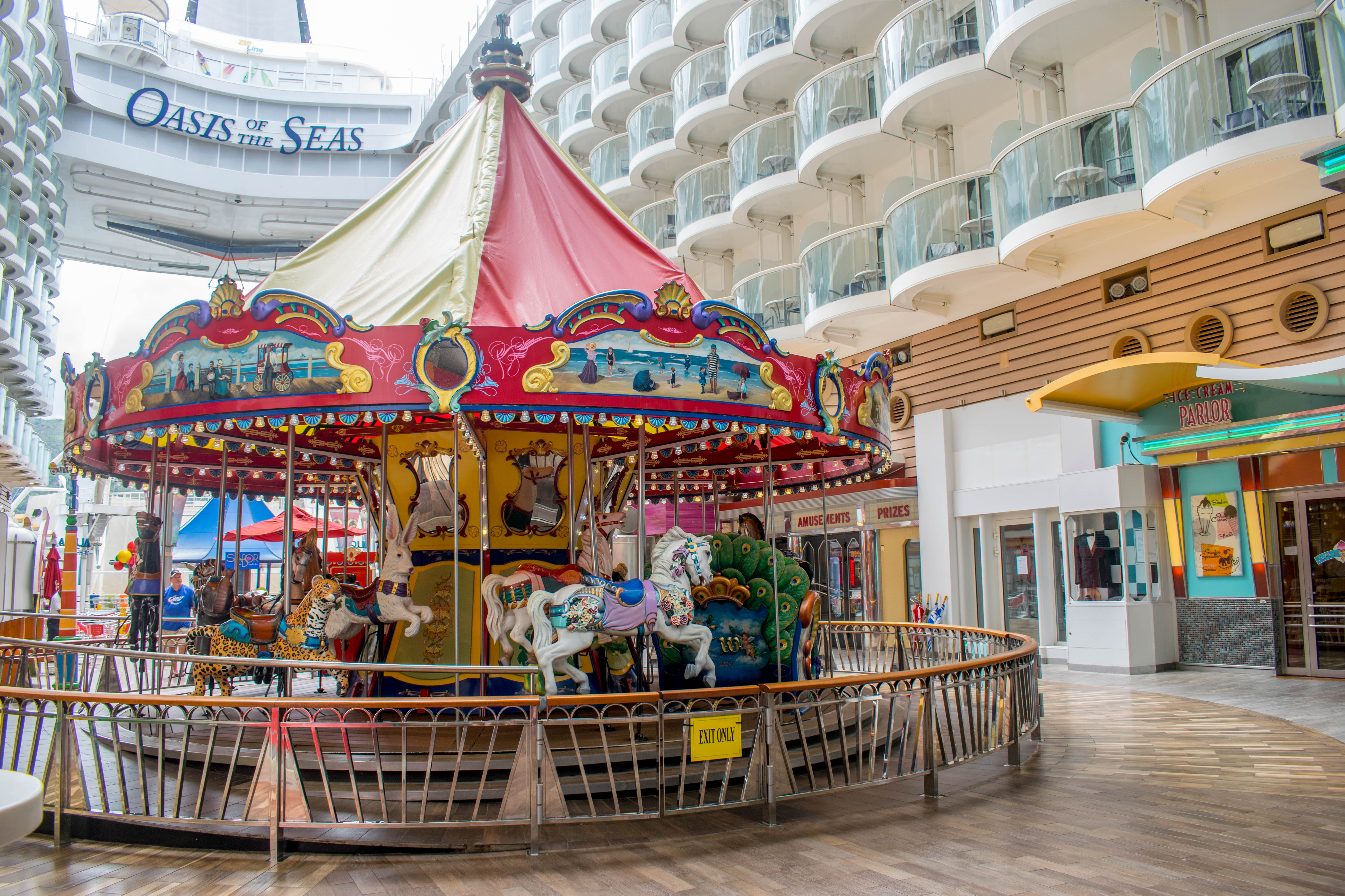Oasis of the Seas Review Halee with a Flair