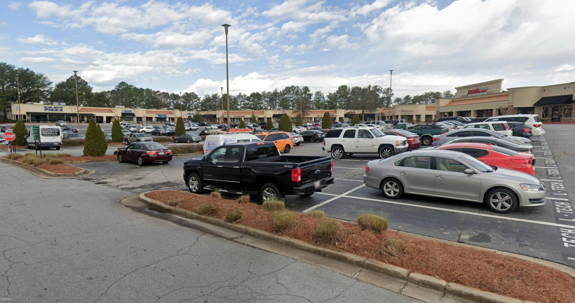 Windy Hill Village Hale Retail Group