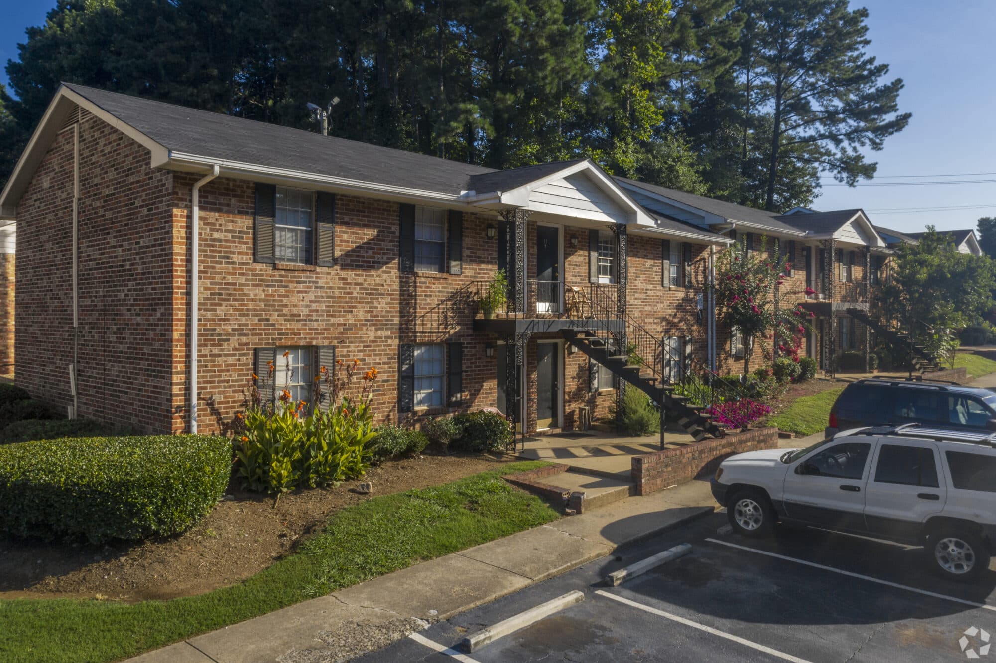 Hale Retail Group A FullService Commercial Real Estate Provider