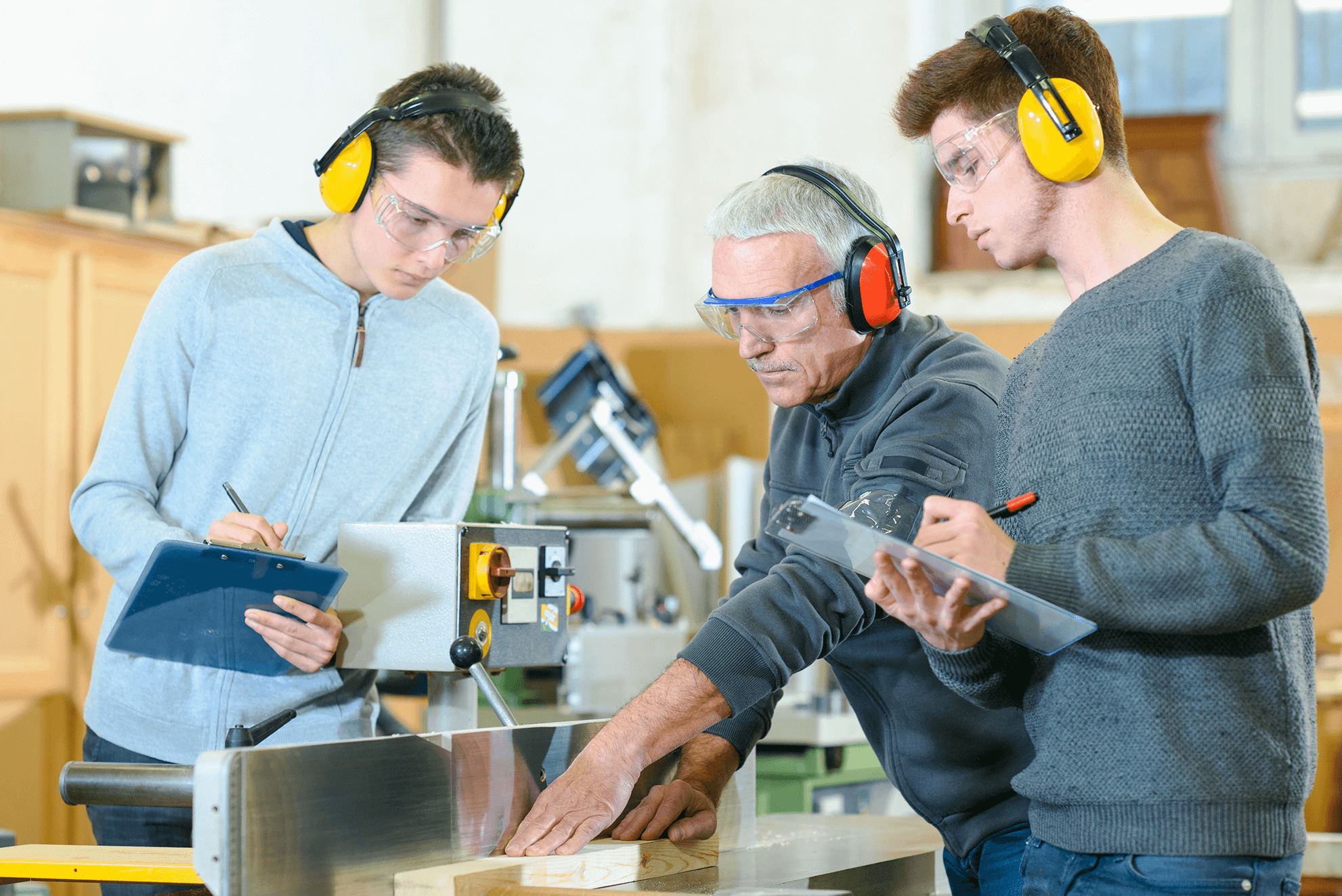 7 Reasons to an Apprentice (and What it Involves) Hales Jobs