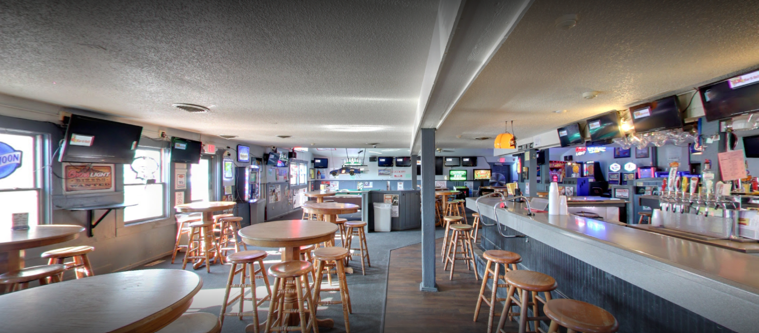 Half Time Bar and Grill