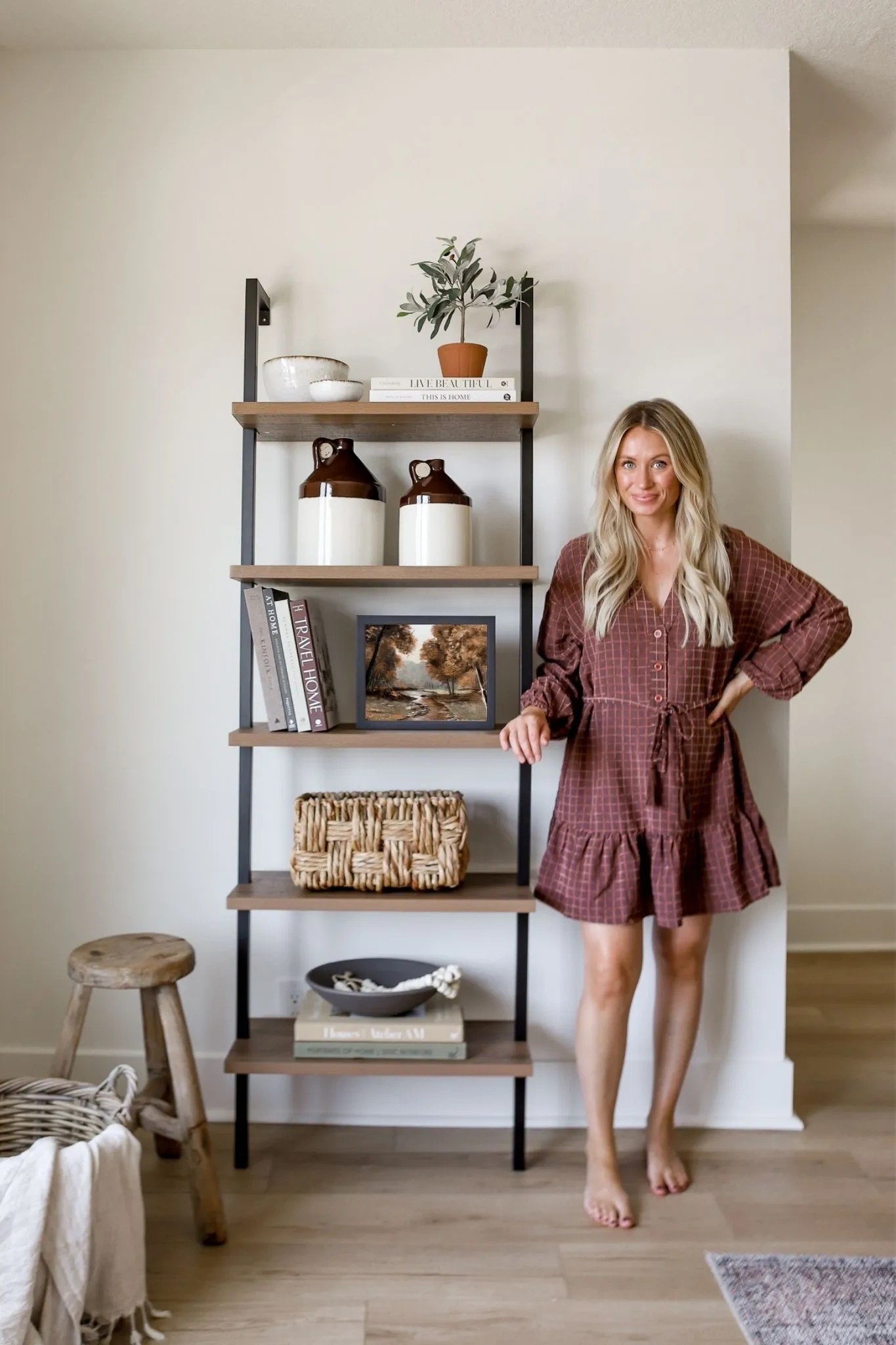 Why You Should Consider a Ladder Bookcase for Your Home – Halfway