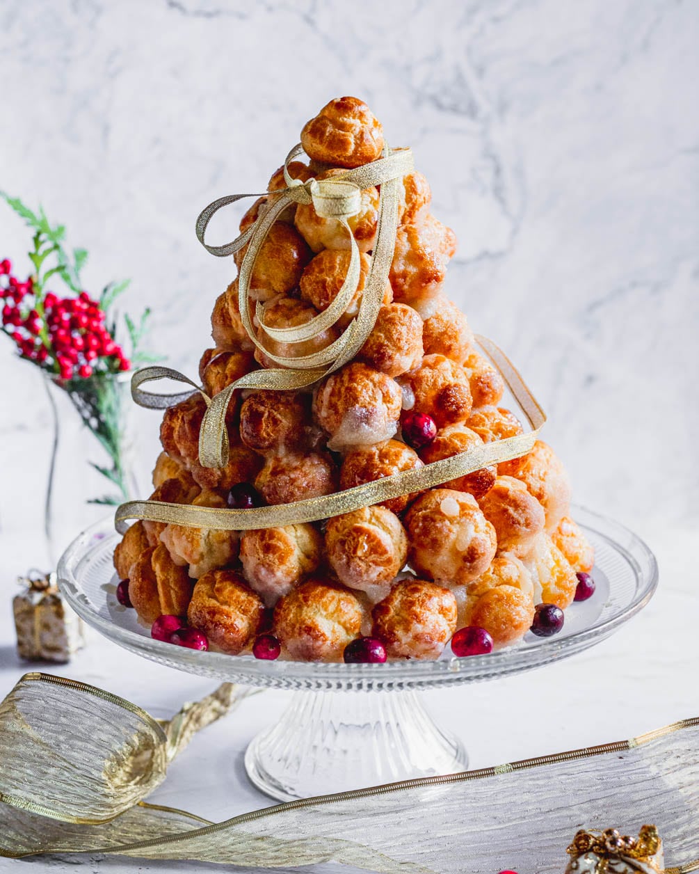 Croquembouche Halicopter Away