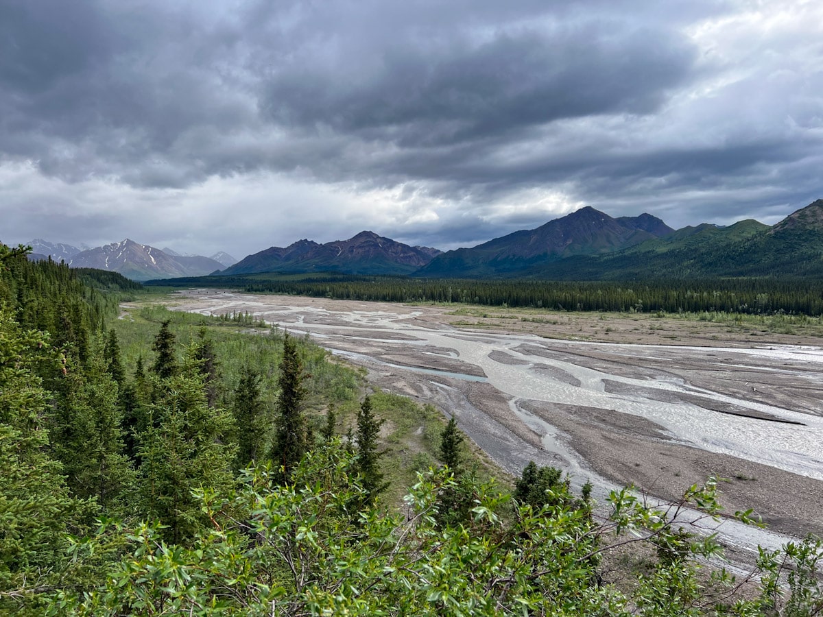 Guide to Backpacking Denali National Park Halicopter Away