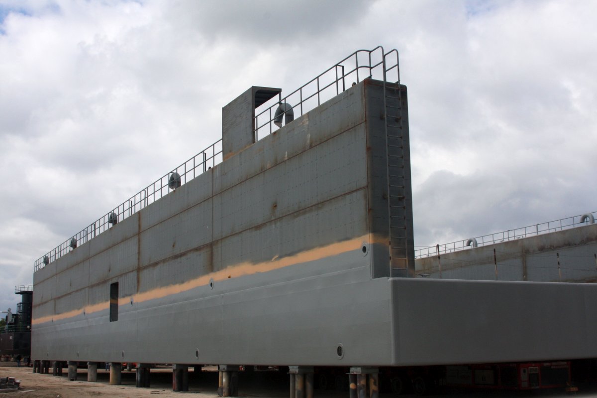 200’ x 100’ Steel Floating Dry Dock Halimar Shipyard