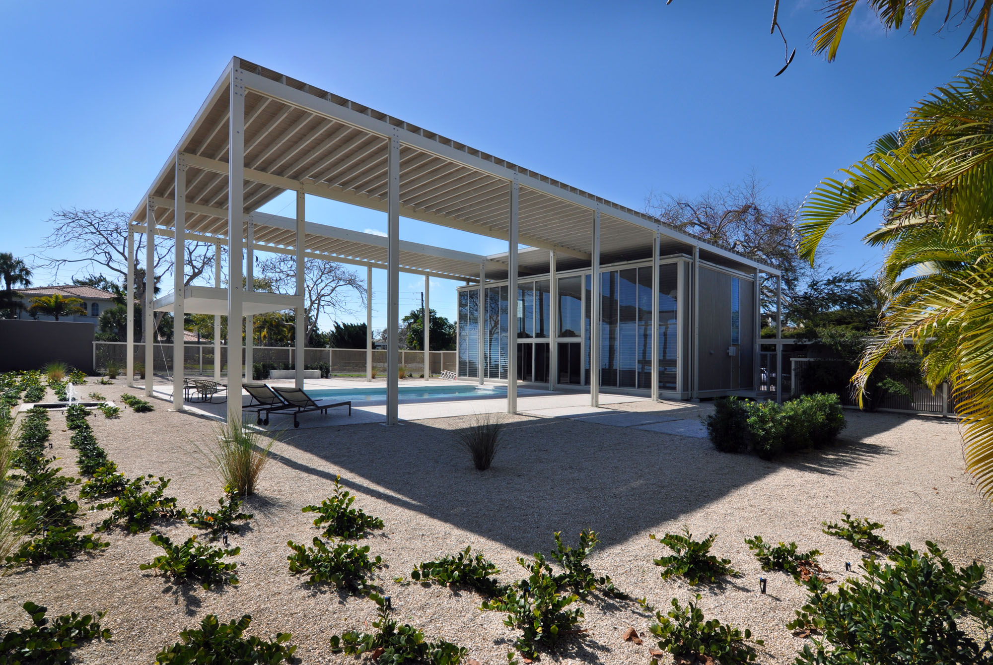 Restoration of Paul Rudolph's Umbrella House Hall Darling Design Studio