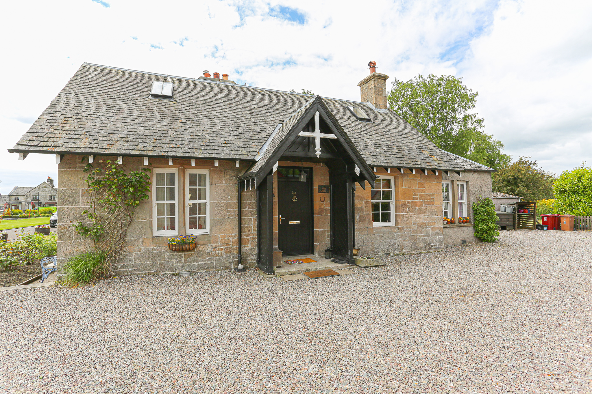 Moss Cottage, Dunmore Village, FK2 Halliday Homes