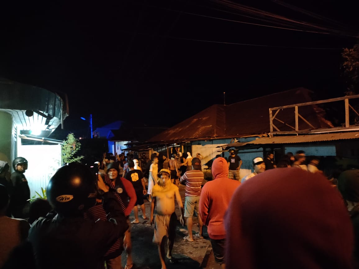 Dua Kelompok Pemuda di Ternate Saling Serang dengan Batu