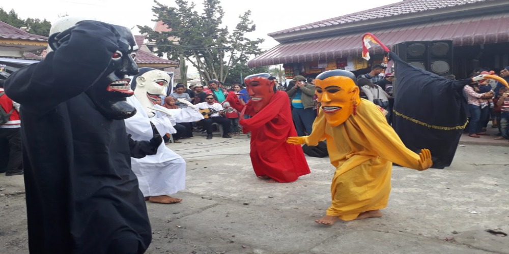 5 Upacara Adat Sumatera Utara Beserta Penjelasannya