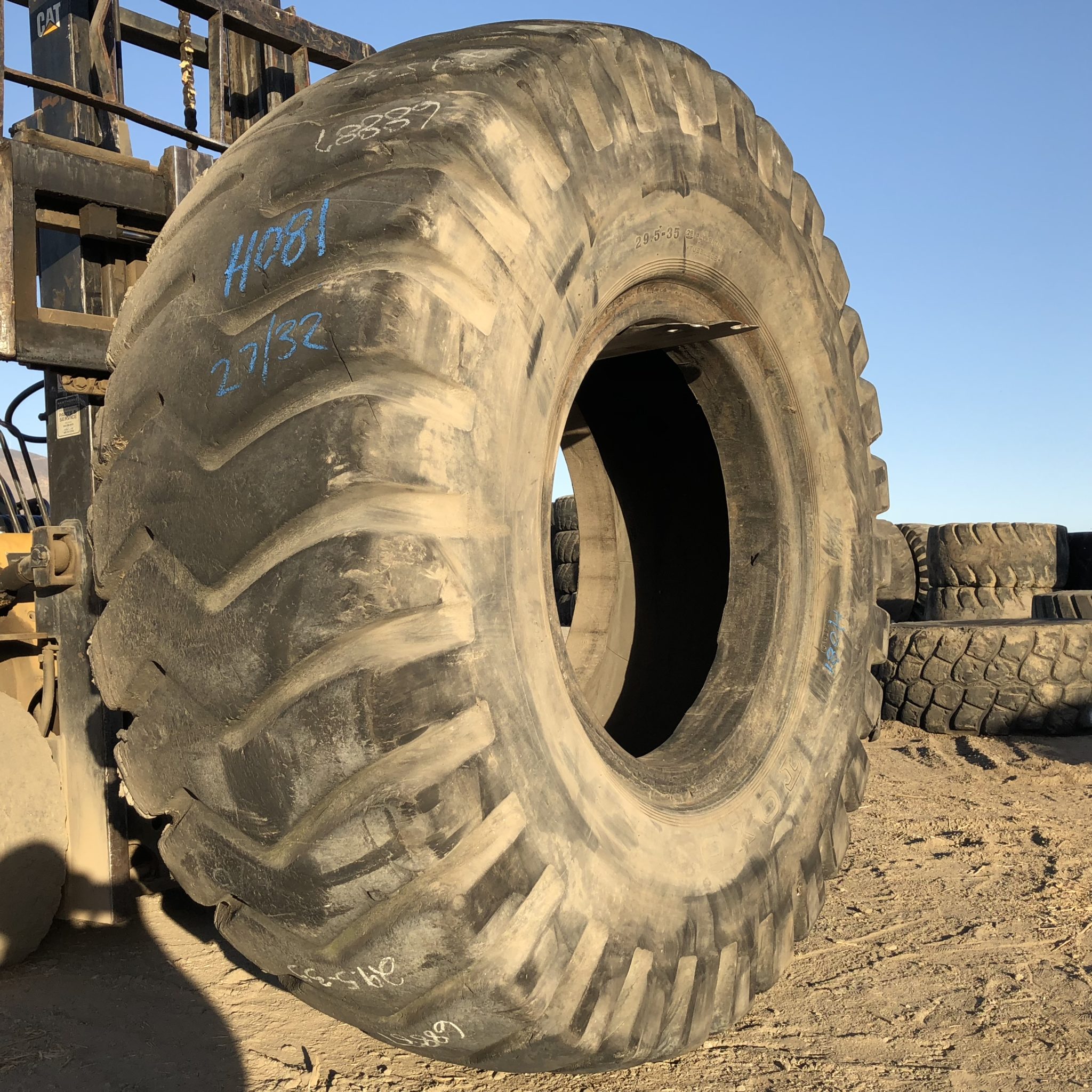 29.5X35 Toyo OTR Tire E3 L3 G3 G18Toyo 28Ply CONDITIONUsedTREAD