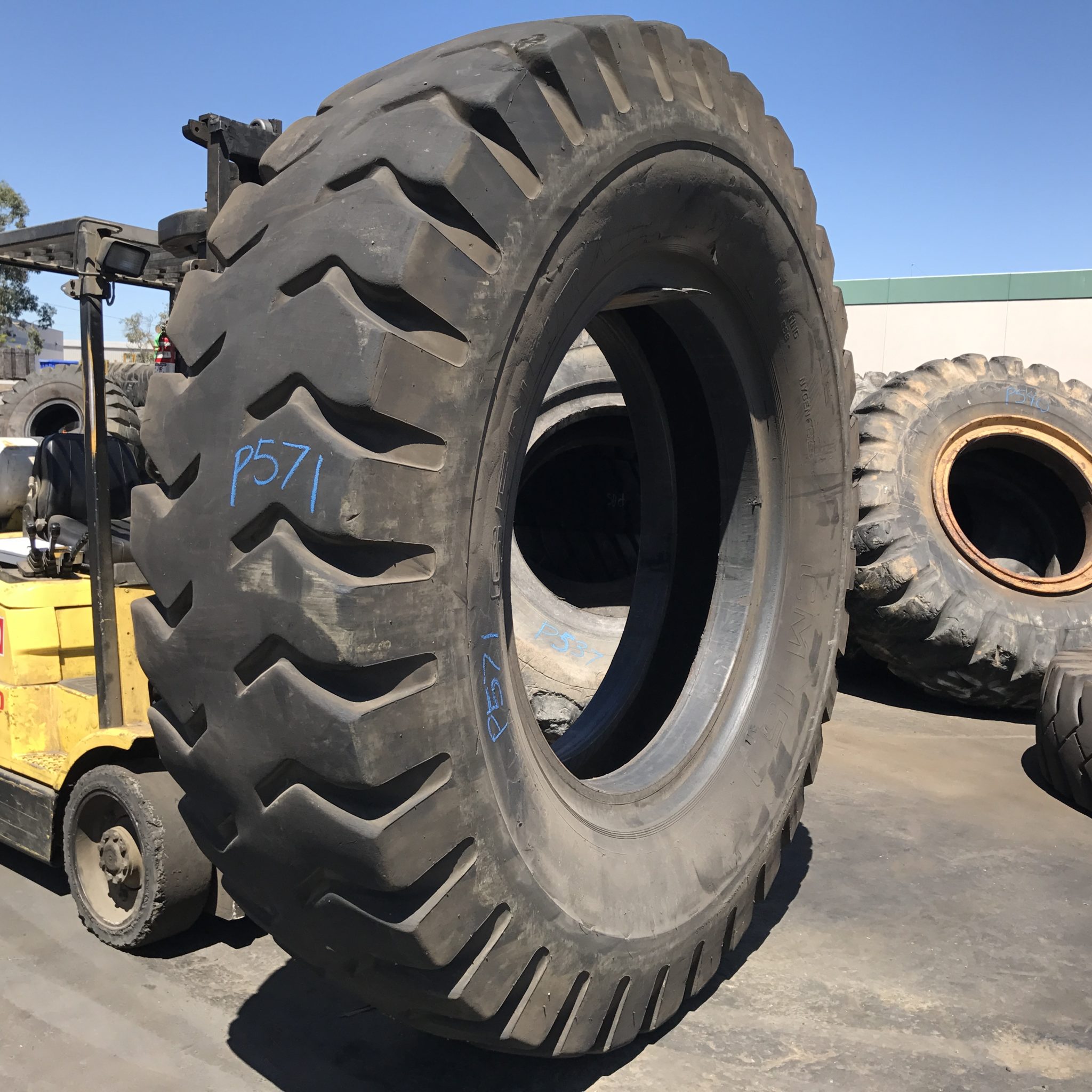 24.00X49 General OTR Tire E4 CM150 42Ply CONDITIONRetreadUsedTREAD