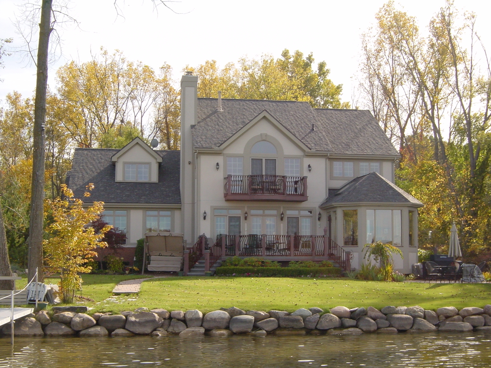 Commerce Lake House Green Building Services pllc