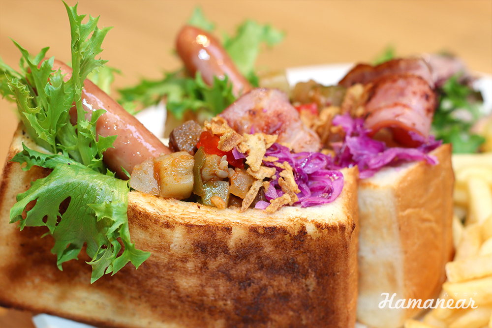 馬車道「Toaster! Bread Cafe&Champagne Bar」で「高匠」の食パンを使ったサンドイッチを堪能！ ハマニア